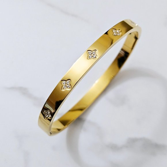 🌷 18K PVD Gold Plated Stainless Steel Bangle Popular Style Waterproof - Picture 1 of 5